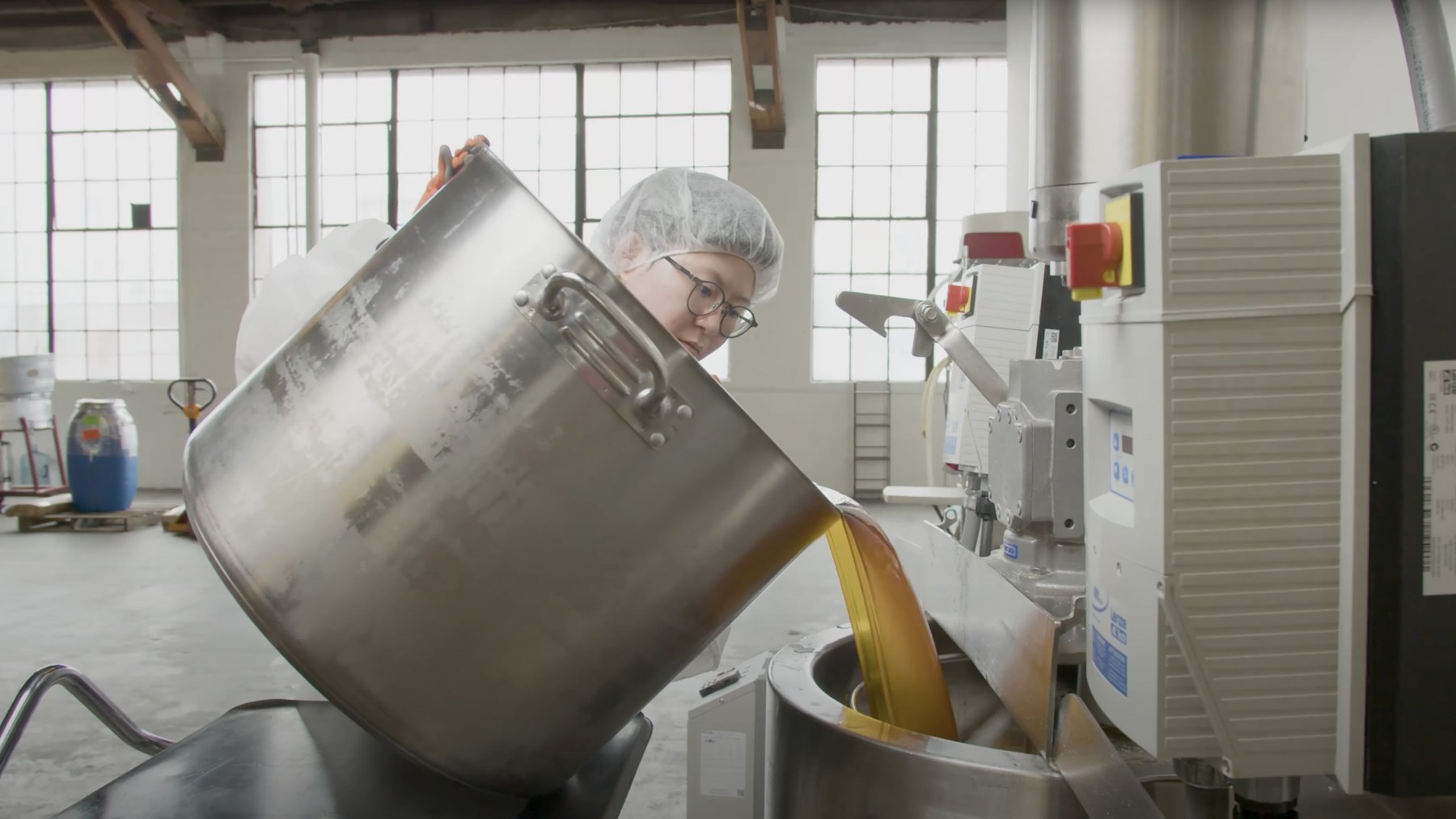 A batch leaving the vessel